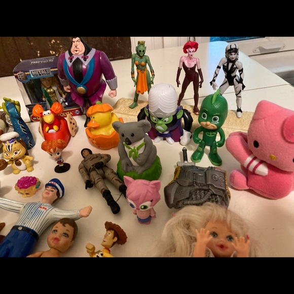 Huge toy lot action figures 44 toys included - Picture 7 of 9